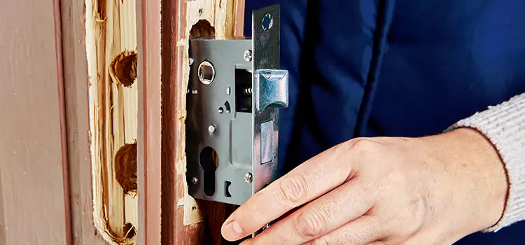 Garage Door Lock Replacement Rosenberg